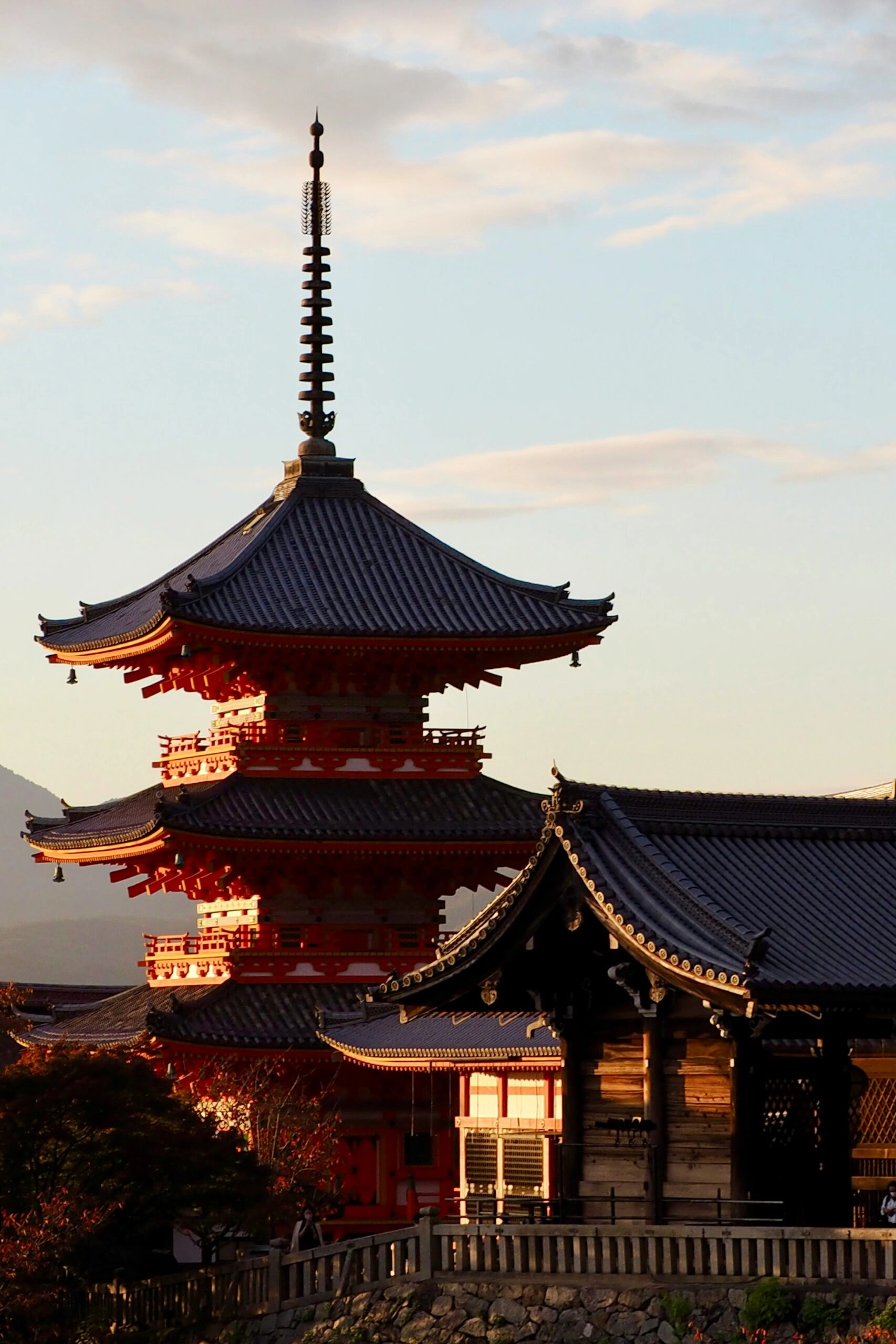 Ascenso al templo Kiyomizudera con kimono: una guía práctica